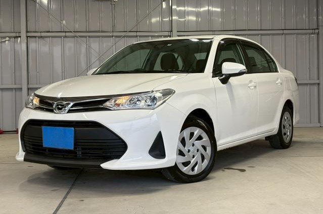TOYOTA COROLLA AXIO NON-HYBRID 2021